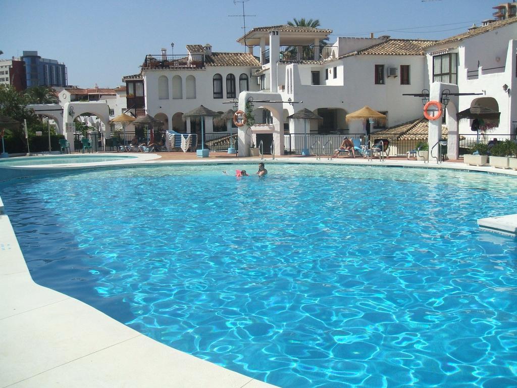 Benalmadenapartments Bbq Evita Beach Club Kamer foto